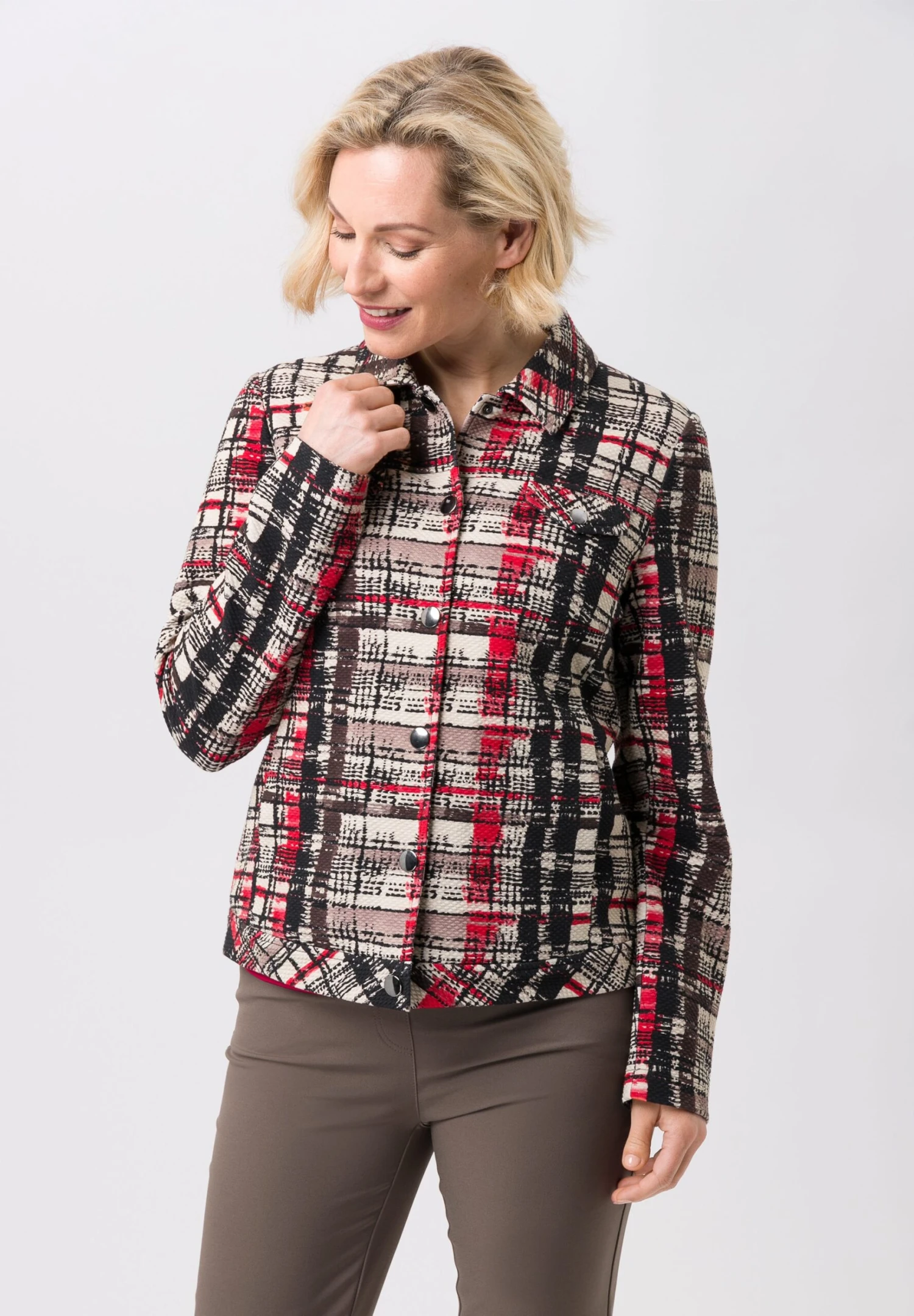 Leichtjacke METROPOLIS MIX In Schwarz/Cranberry/Ecru 4 Leichtjacke METROPOLIS MIX In Schwarz/Cranberry/Ecru – Bild 2