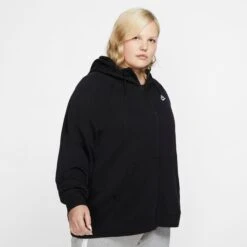 Nike Sportswear Sweatjacke Plus Size In Black-white -Damenbekleidung nike sportswear sweatjacke plus size in black white 4