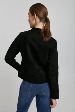 OXMO Lederimitatjacke In Schwarz -Damenbekleidung oxmo lederimitatjacke in schwarz 2